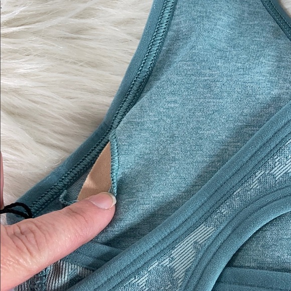 Gymshark NWT Adapt Pattern Seamless Sports Bra - Picture 11 of 13